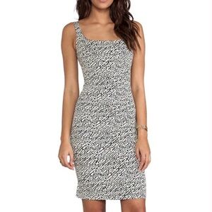 Diane Von Furstenberg Bridget Snake Wave Jacquard Sleeveless Tank Sheath Dress